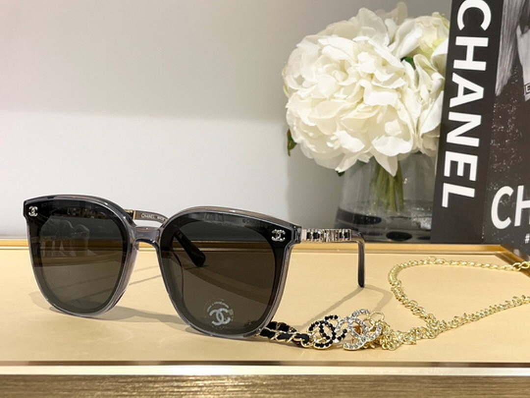 Chanel 5493 Rectangle Sunglasses C83146 - Default Title - View 1