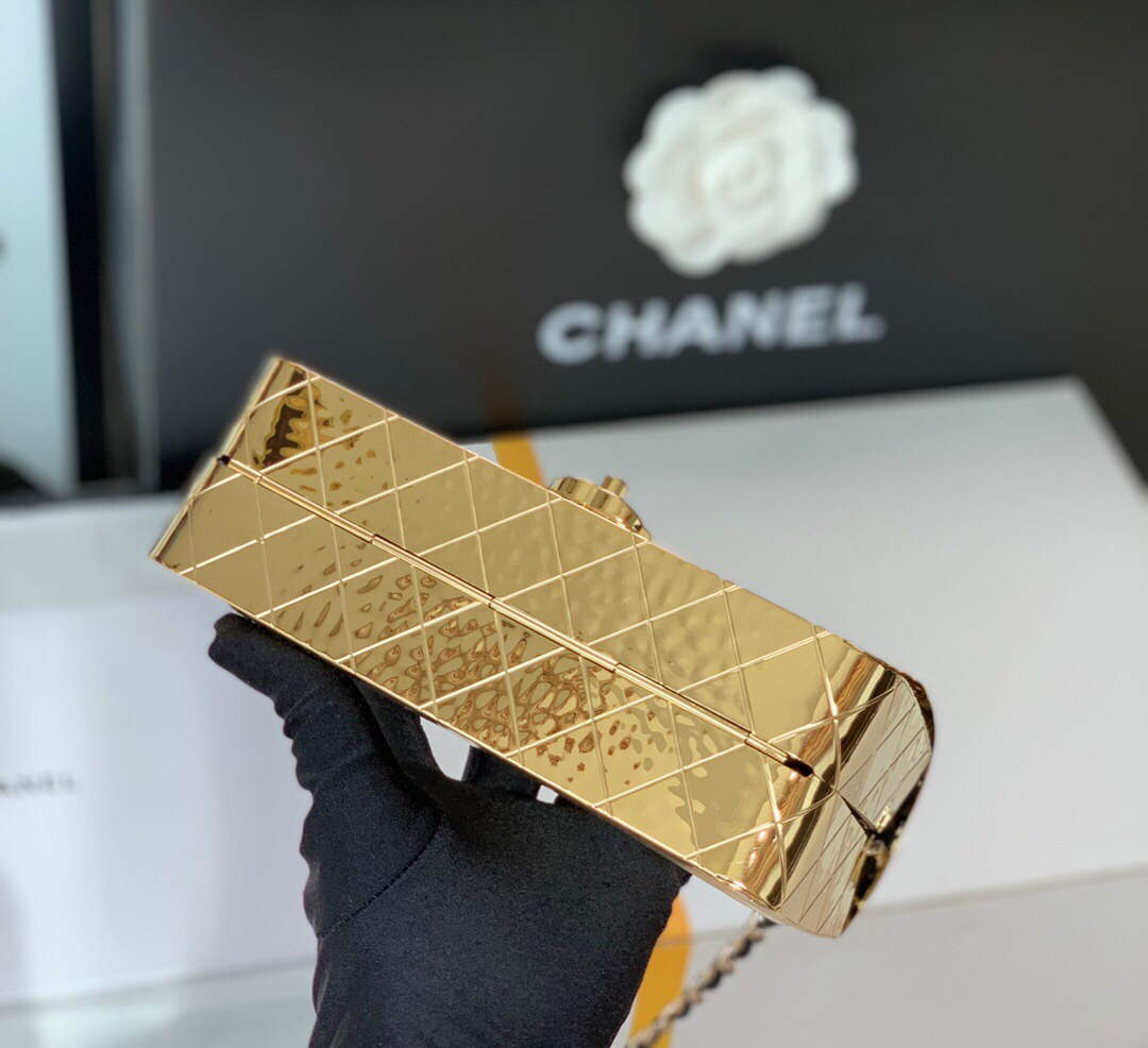 Chanel 99139 Chanel Evening  Flap bag Lambskin Metal Gold