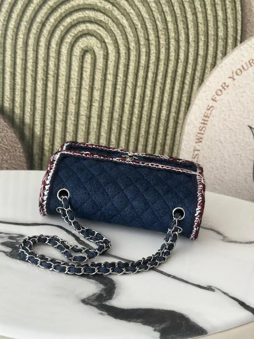 Chanel A01112 25C Flap Classic 11.12 Handbag Tweed and gold metallic Navy Blue