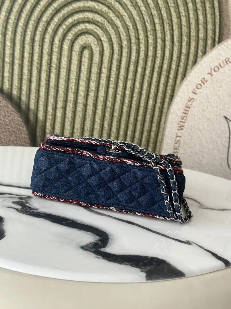 Chanel A01112 25C Flap Classic 11.12 Handbag Tweed and gold metallic Navy Blue