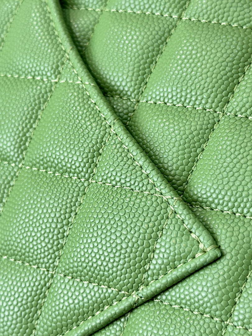 Chanel A01112 Flap Classic 11.12 Handbag Calfskin Green Gold