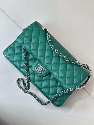 Chanel A01112 Flap Classic 11.12 Handbag Calfskin Sewing Edge Green - Gold - View 3