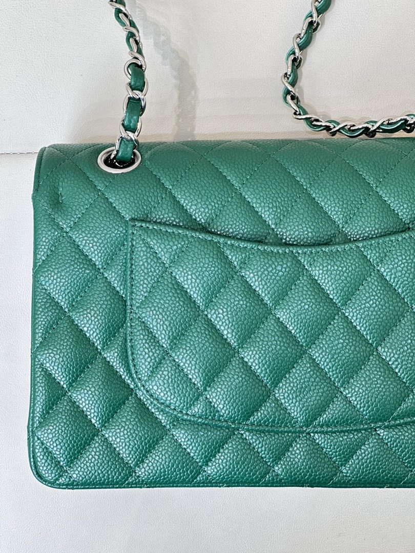 Chanel A01112 Flap Classic 11.12 Handbag Calfskin Sewing Edge Green - Gold - View 9