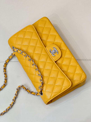 Chanel A01112 Flap Classic 11.12 Handbag Calfskin Sewing Edge Yellow - Gold - View 4