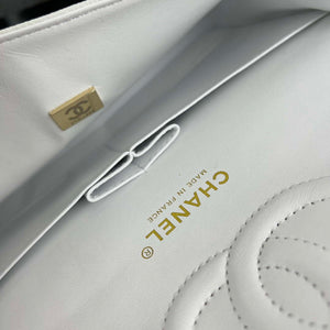 Chanel A01112 Flap Classic 11.12 Handbag Grained Calfskin & Gold-Tone Metal White - Default Title - View 9