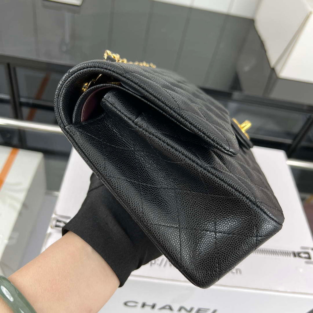 Chanel A01112 Flap Classic 11.12 Handbag Grained Calfskin & Gold-Tone Metal Black