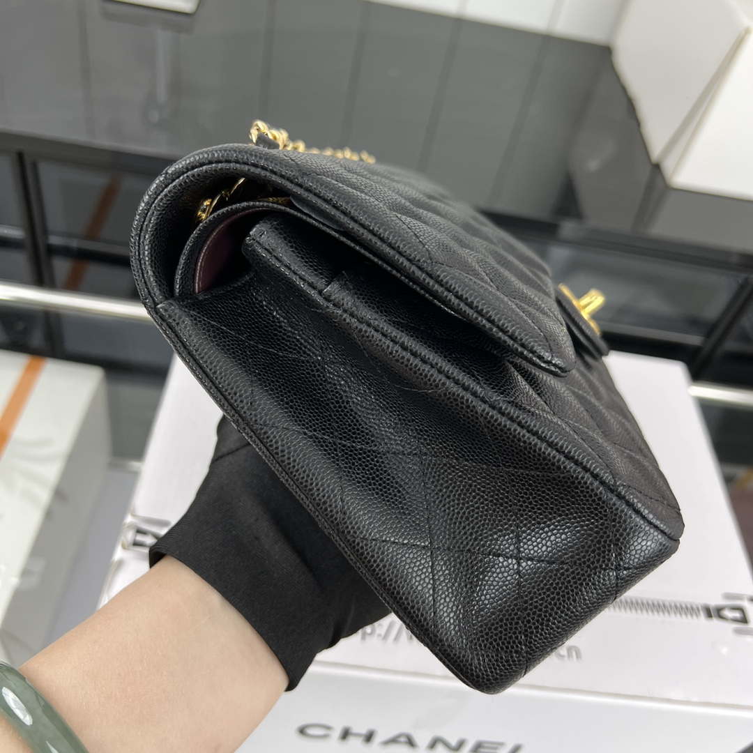 Chanel A01112 Flap Classic 11.12 Handbag Grained Calfskin & Gold-Tone Metal Black - Default Title - View 4