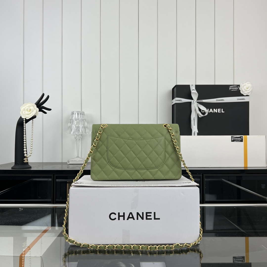 Chanel A01112 Flap Classic 11.12 Handbag Grained Calfskin & Gold-Tone Metal Green - Default Title - View 2
