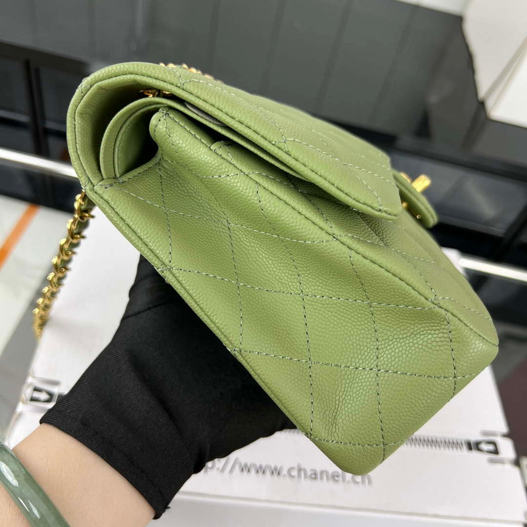 Chanel A01112 Flap Classic 11.12 Handbag Grained Calfskin & Gold-Tone Metal Green