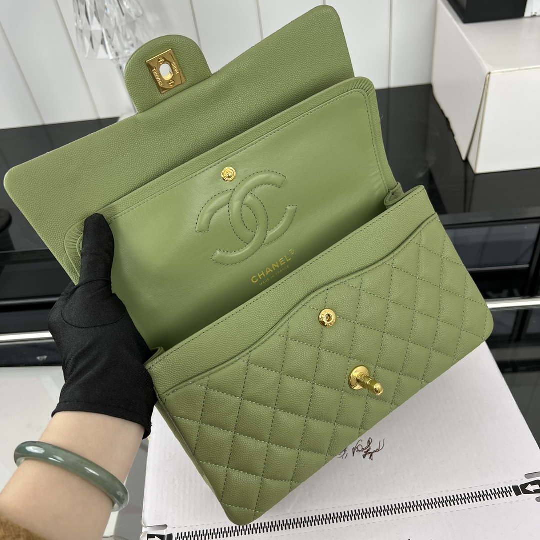 Chanel A01112 Flap Classic 11.12 Handbag Grained Calfskin & Gold-Tone Metal Green - Default Title - View 7