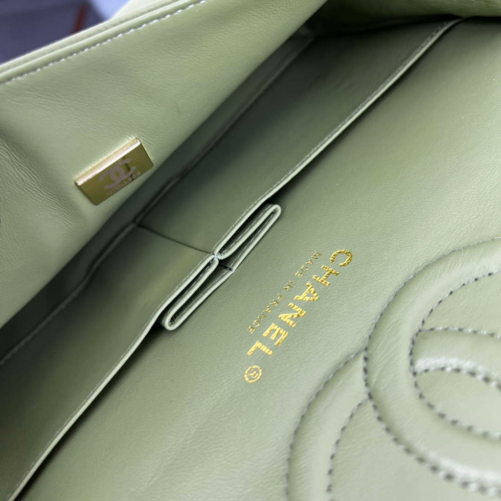 Chanel A01112 Flap Classic 11.12 Handbag Grained Calfskin & Gold-Tone Metal Green