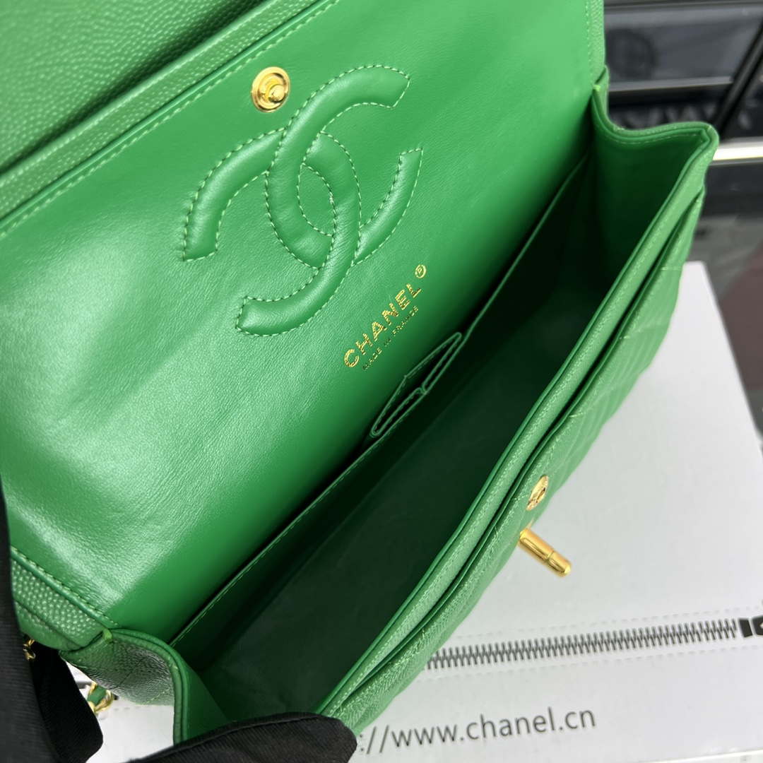 Chanel A01112 Flap Classic 11.12 Handbag Grained Calfskin & Gold-Tone Metal Kelly Green - Default Title - View 8