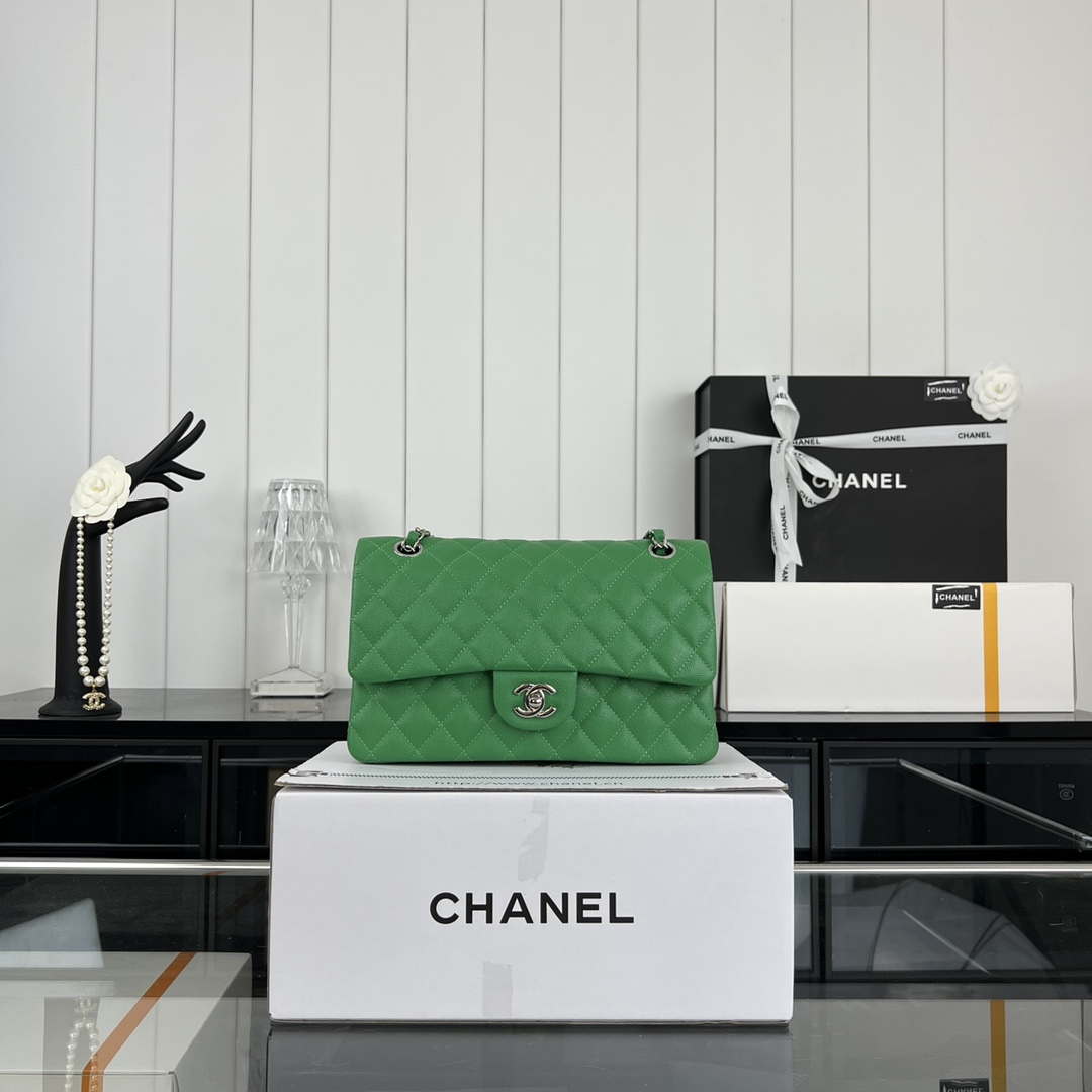 Chanel A01112 Flap Classic 11.12 Handbag Grained Calfskin & Silver-Tone Metal Kelly Green