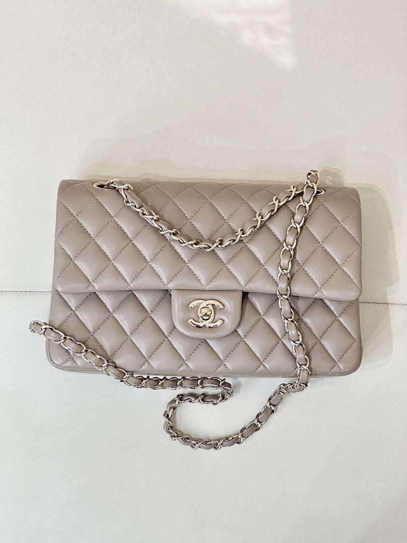 Chanel A01112 Flap Classic 11.12 Handbag Gray Lambskin Gold - Default Title - View 4