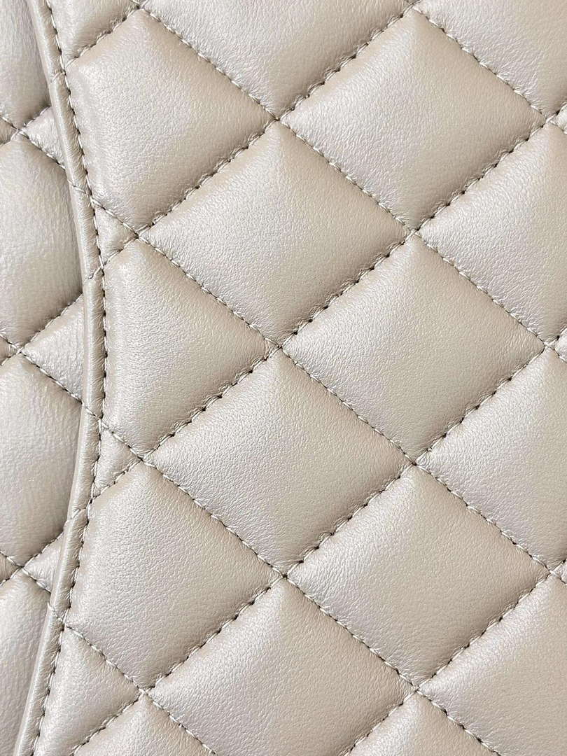 Chanel A01112 Flap Classic 11.12 Handbag Gray Lambskin Gold - Default Title - View 19