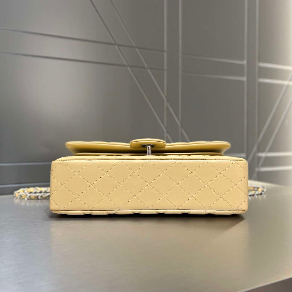 Chanel A01112 Flap Classic 11.12 Handbag Haas Lambskin & Gold-Tone Metal Apricot