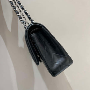 Chanel A01112 Flap Classic 11.12 Handbag Haas Lambskin & Gold-Tone Metal Black - Light Gold - View 5