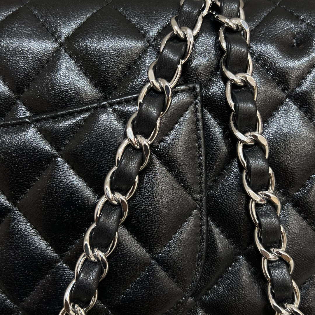 Chanel A01112 Flap Classic 11.12 Handbag Haas Lambskin & Gold-Tone Metal Black