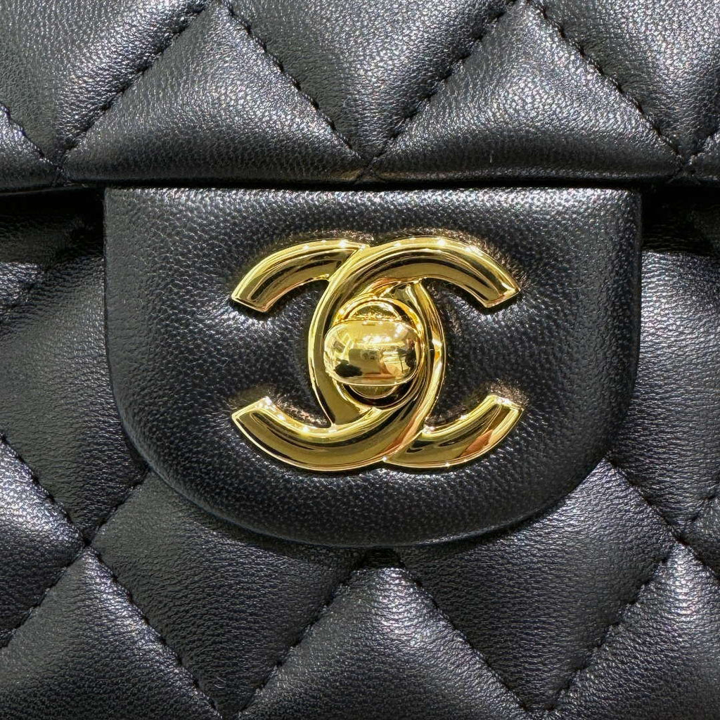 Chanel A01112 Flap Classic 11.12 Handbag Haas Lambskin & Gold-Tone Metal Black