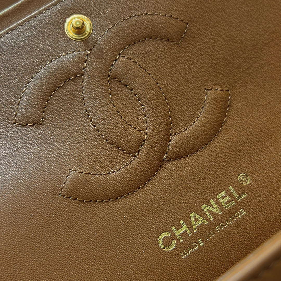 Chanel A01112 Flap Classic 11.12 Handbag Haas Lambskin & Gold-Tone Metal Caramel - Light Gold - View 7
