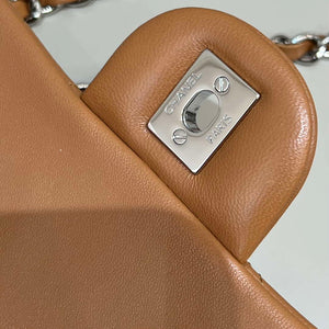 Chanel A01112 Flap Classic 11.12 Handbag Haas Lambskin & Gold-Tone Metal Caramel - Light Gold - View 15