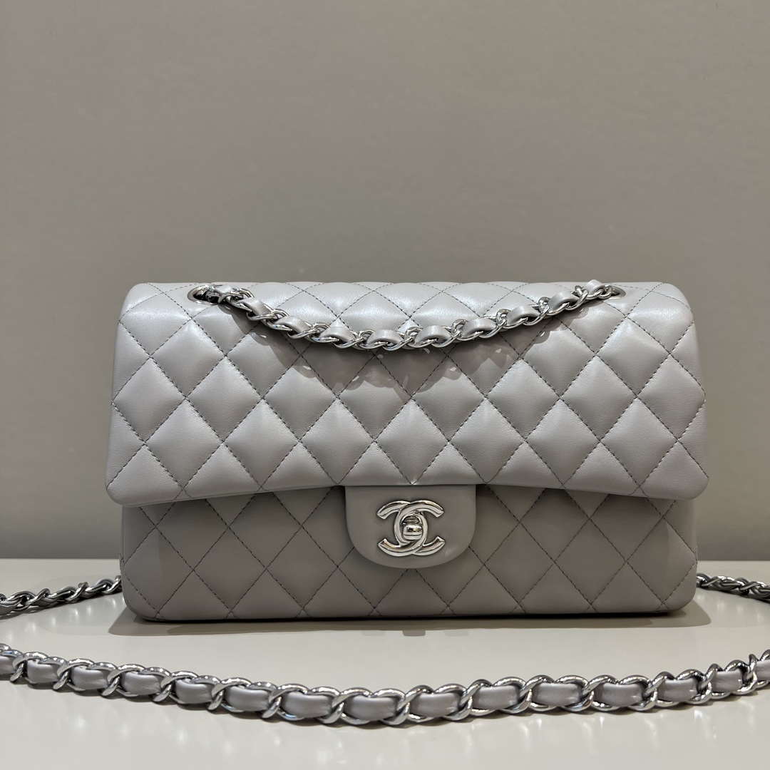 Chanel A01112 Flap Classic 11.12 Handbag Haas Lambskin & Gold-Tone Metal Light Gray - Light Gold - View 1