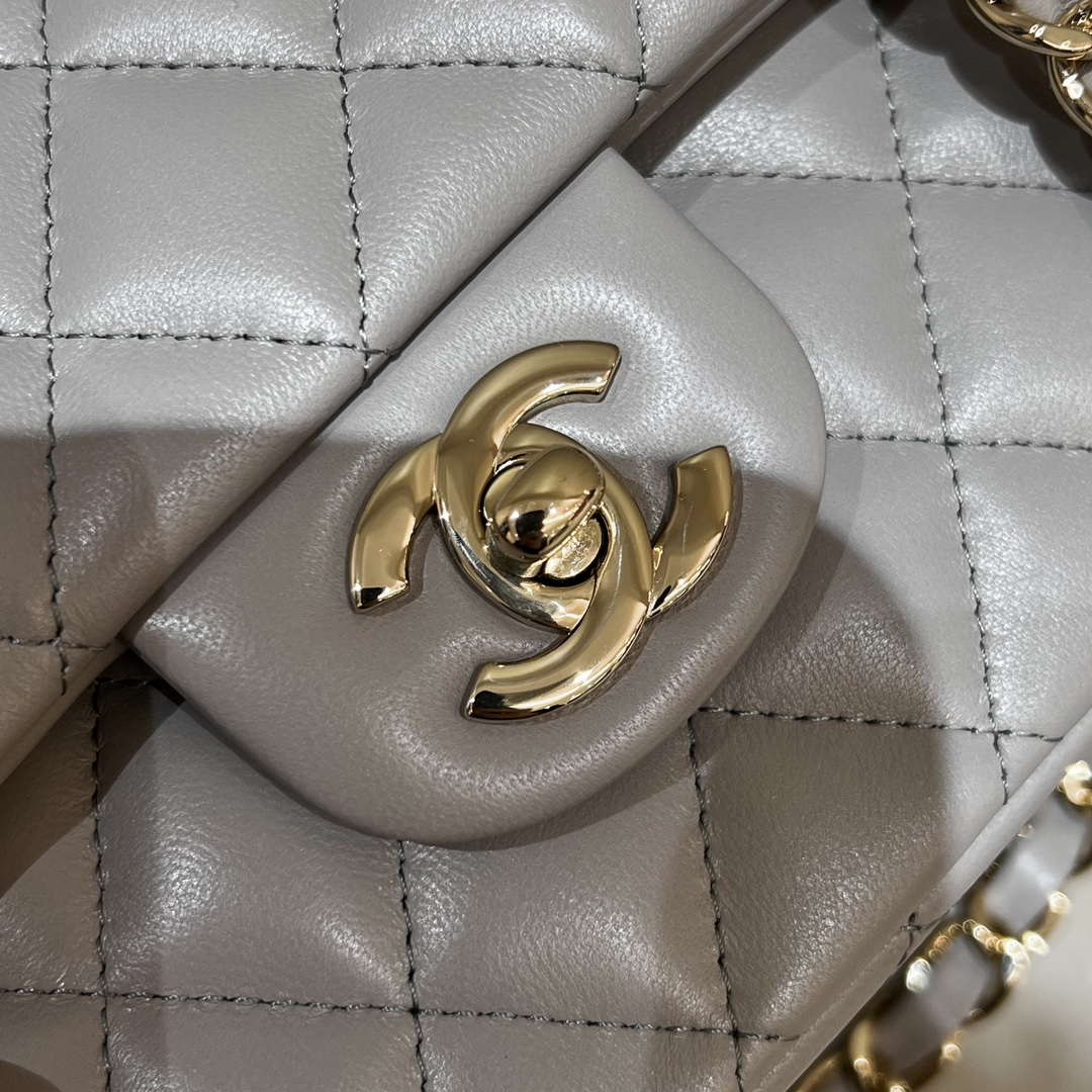 Chanel A01112 Flap Classic 11.12 Handbag Haas Lambskin & Gold-Tone Metal Light Gray