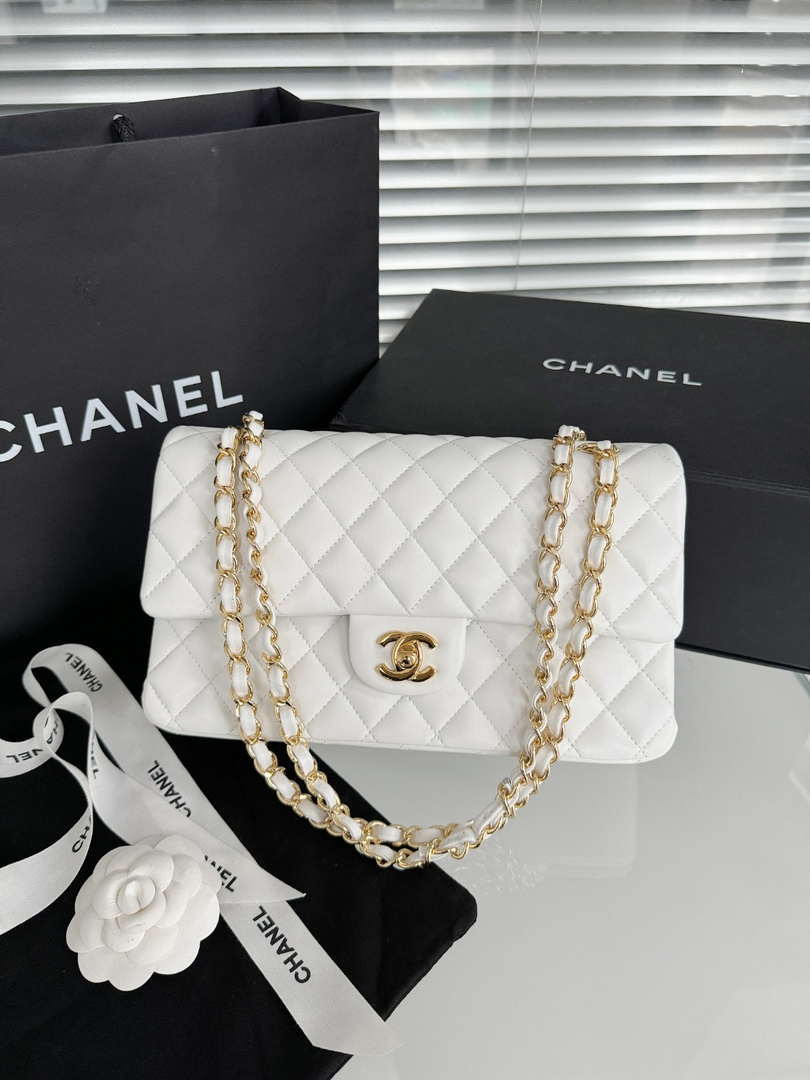 Chanel A01112 Flap Classic 11.12 Handbag Haas Lambskin & Gold-Tone Metal White - Light Gold - View 1