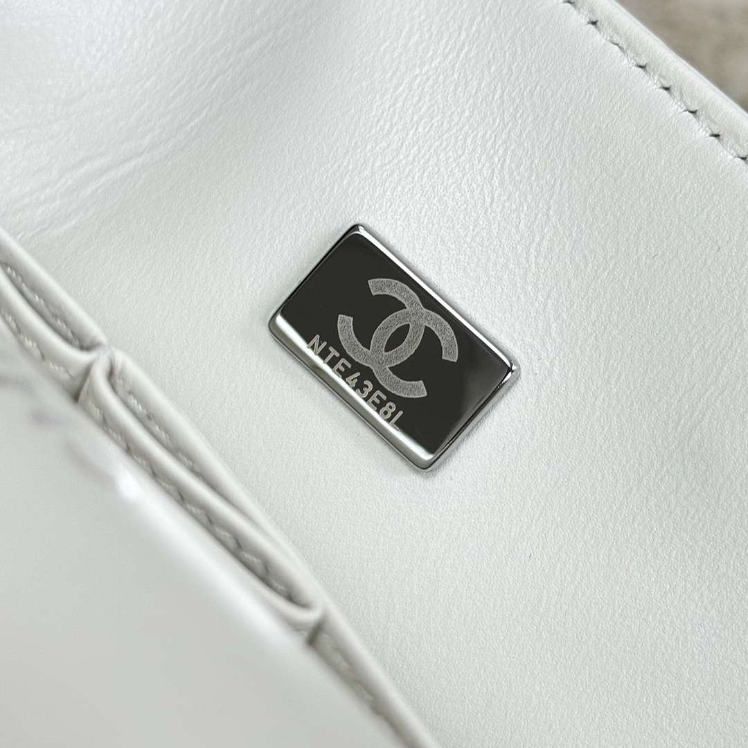 Chanel A01112 Flap Classic 11.12 Handbag Haas Lambskin & Gold-Tone Metal White