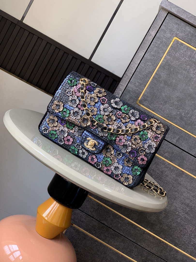 Chanel A01112 Flap Classic 11.12 Handbag High-end handmade embroidery Sequined - Default Title - View 1