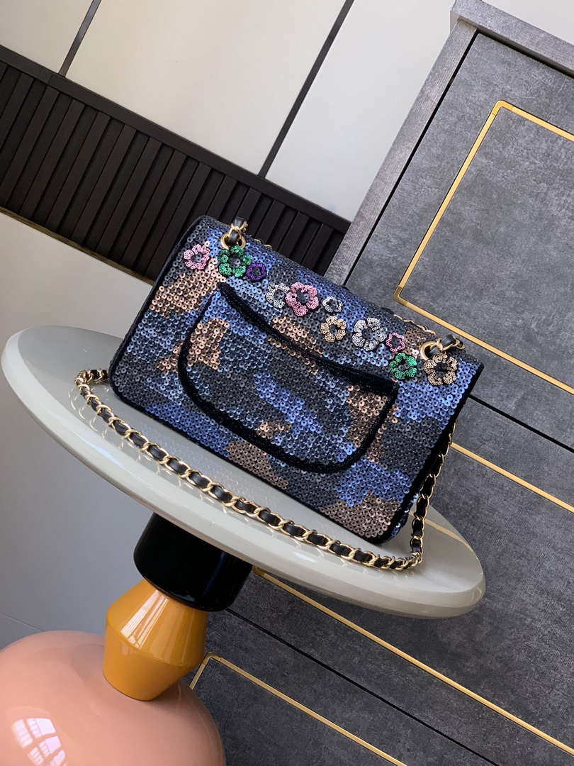 Chanel A01112 Flap Classic 11.12 Handbag High-end handmade embroidery Sequined