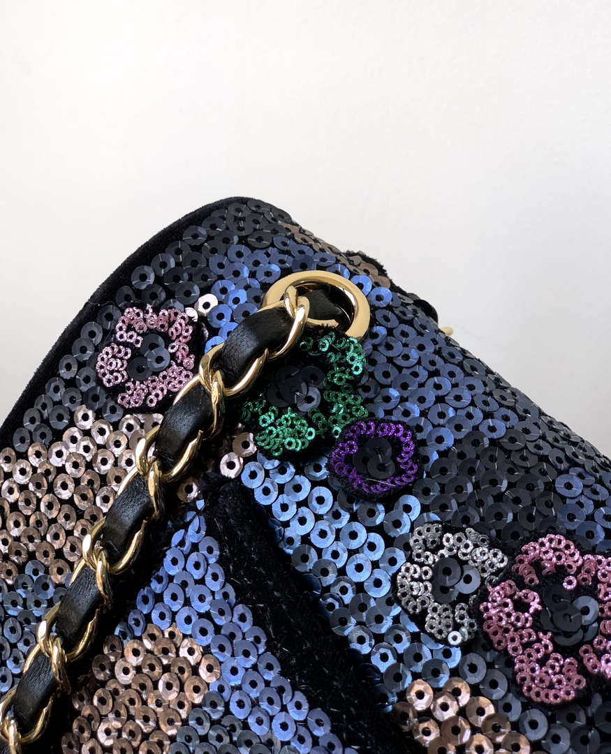Chanel A01112 Flap Classic 11.12 Handbag High-end handmade embroidery Sequined