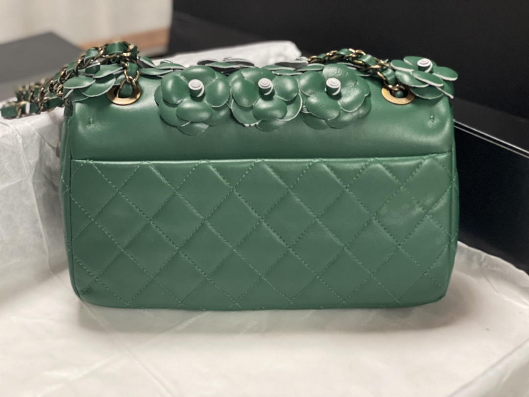 Chanel A01112 Flap Classic 11.12 Handbag Lambskin Camellia Series Green