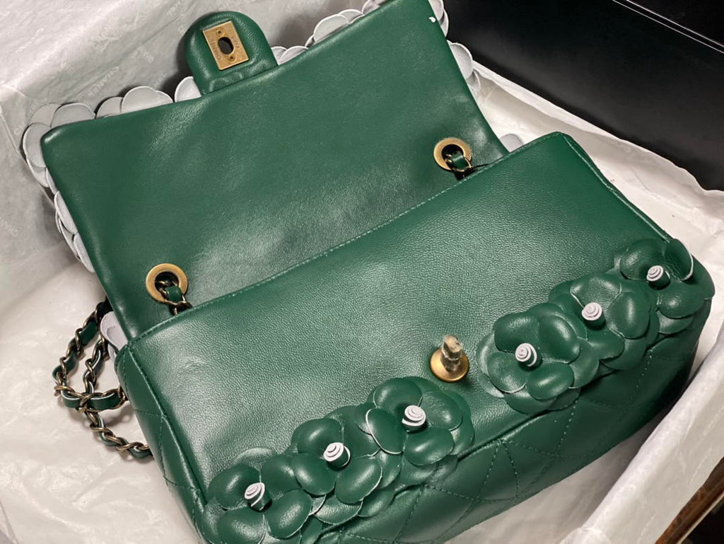 Chanel A01112 Flap Classic 11.12 Handbag Lambskin Camellia Series Green