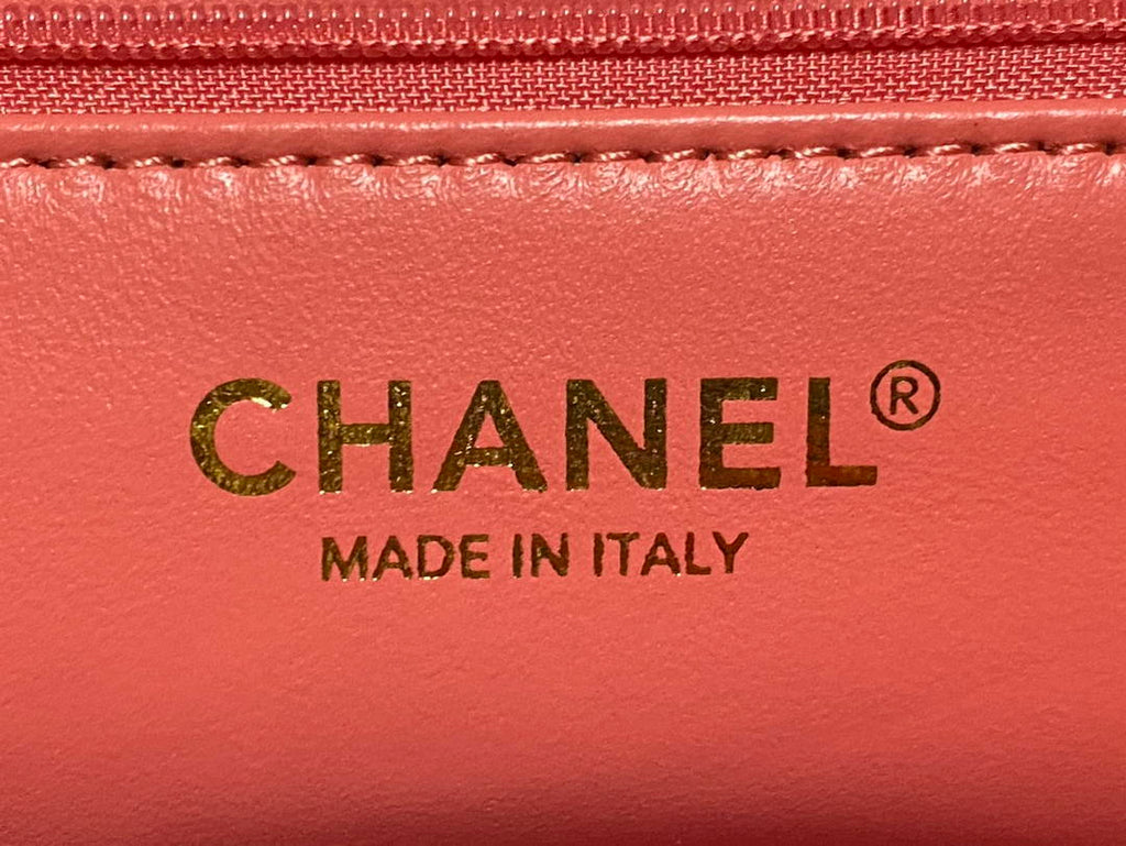 Chanel A01112 Flap Classic 11.12 Handbag Lambskin Camellia Series Rose Red