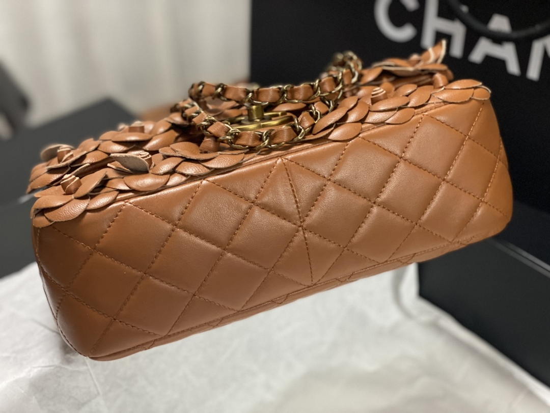 Chanel A01112 Flap Classic 11.12 Handbag Lambskin Camellia Series Brown