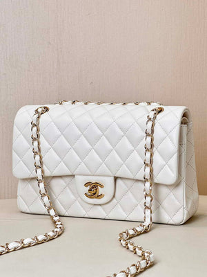 Chanel A01112 Flap Classic 11.12 Handbag Lambskin & Gold-Tone Metal White - Default Title - View 5
