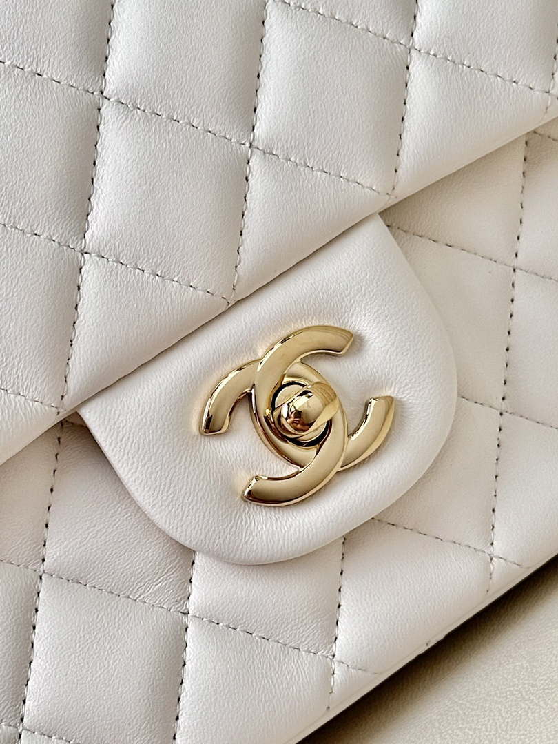 Chanel A01112 Flap Classic 11.12 Handbag Lambskin & Gold-Tone Metal White