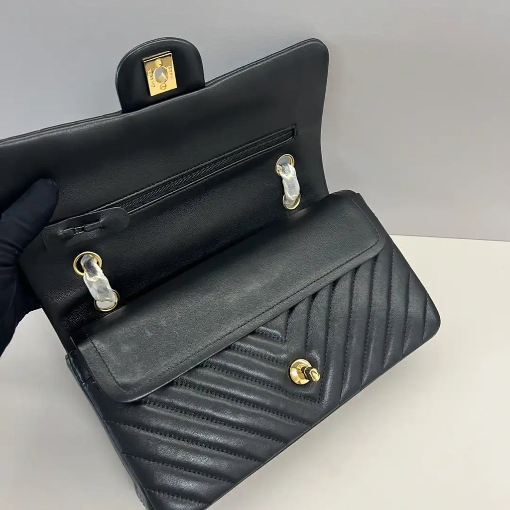 Chanel A01112 Flap Classic 11.12 Handbag Lambskin Black V grid