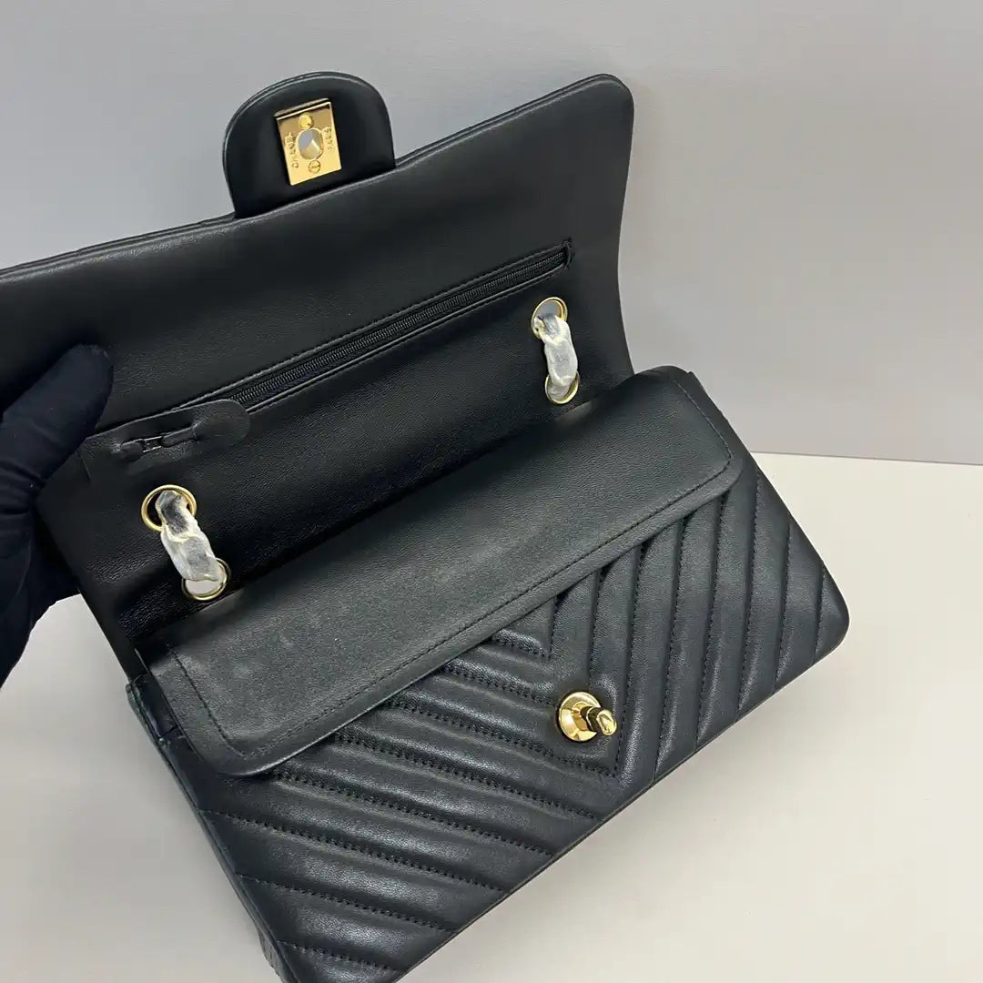 Chanel A01112 Flap Classic 11.12 Handbag Lambskin Black V grid