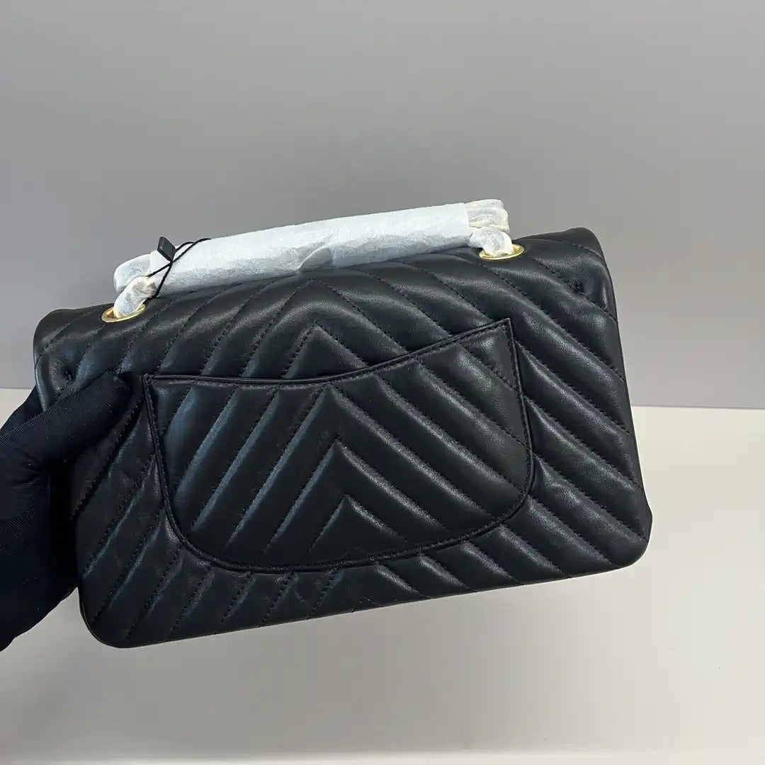 Chanel A01112 Flap Classic 11.12 Handbag Lambskin Black V grid