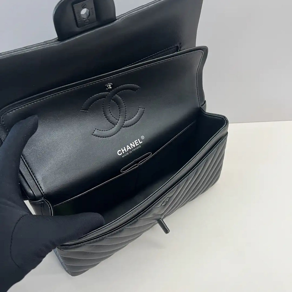 Chanel A01112 Flap Classic 11.12 Handbag Lambskin Black V