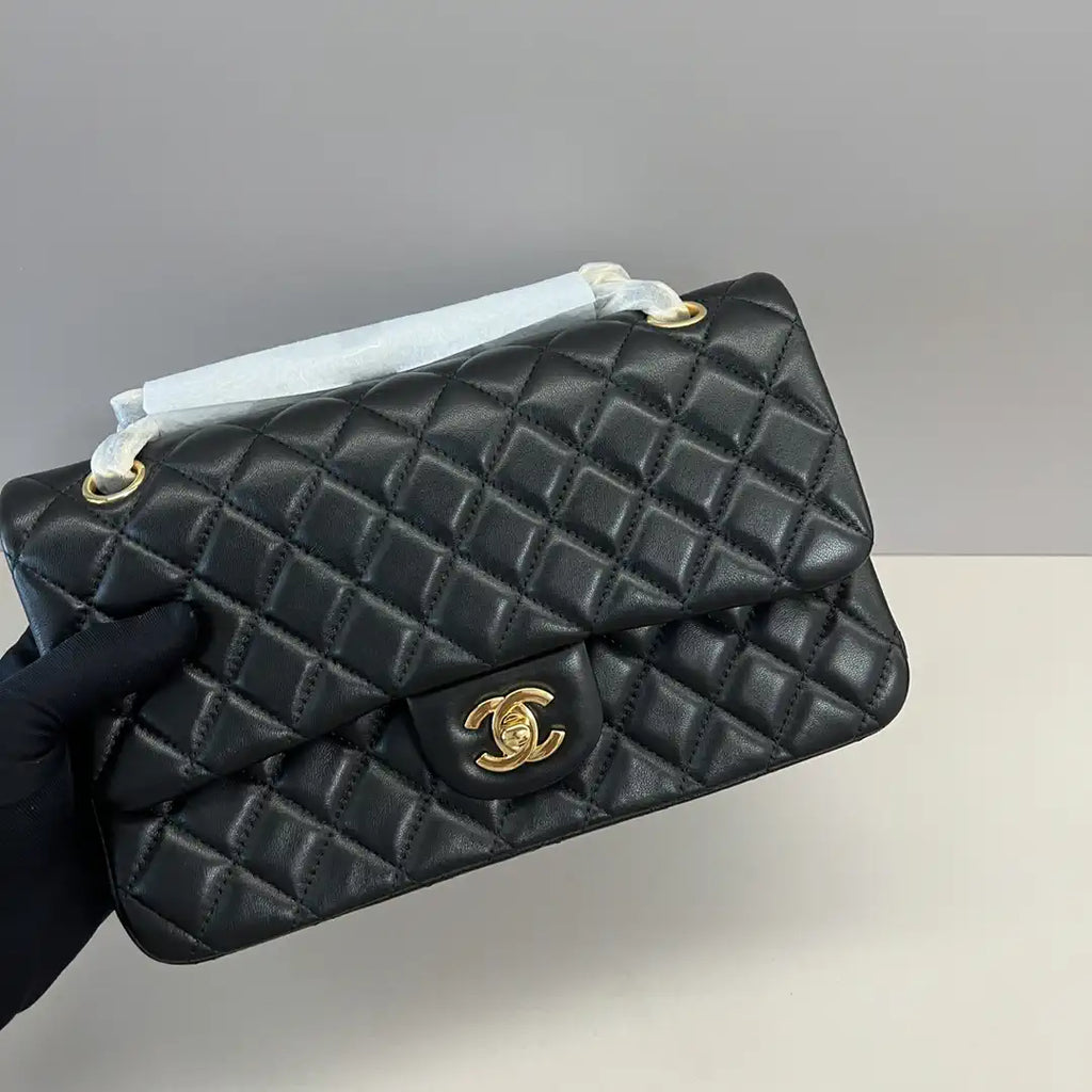 Chanel A01112 Flap Classic 11.12 Handbag Lambskin Black