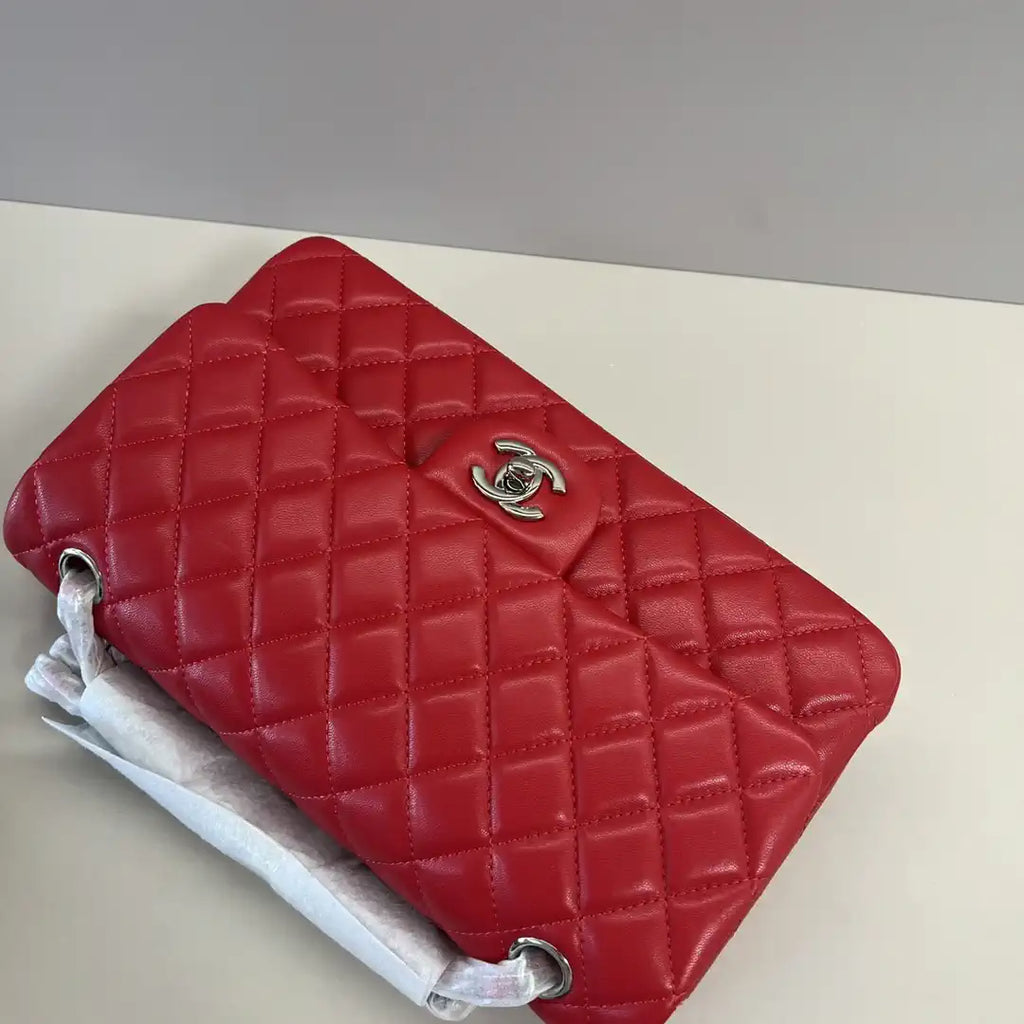 Chanel A01112 Flap Classic 11.12 Handbag Lambskin Red