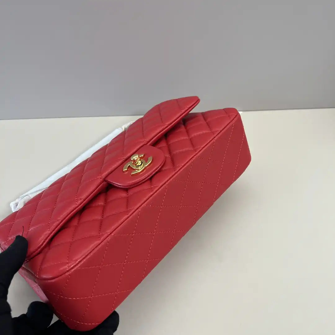 Chanel A01112 Flap Classic 11.12 Handbag Lambskin Red