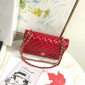 Chanel A01112 Flap Classic 11.12 Handbag Patent leather Red - Gold - View 1