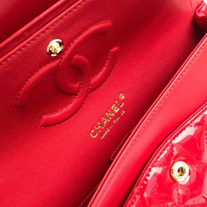 Chanel A01112 Flap Classic 11.12 Handbag Patent leather Red - Gold - View 8