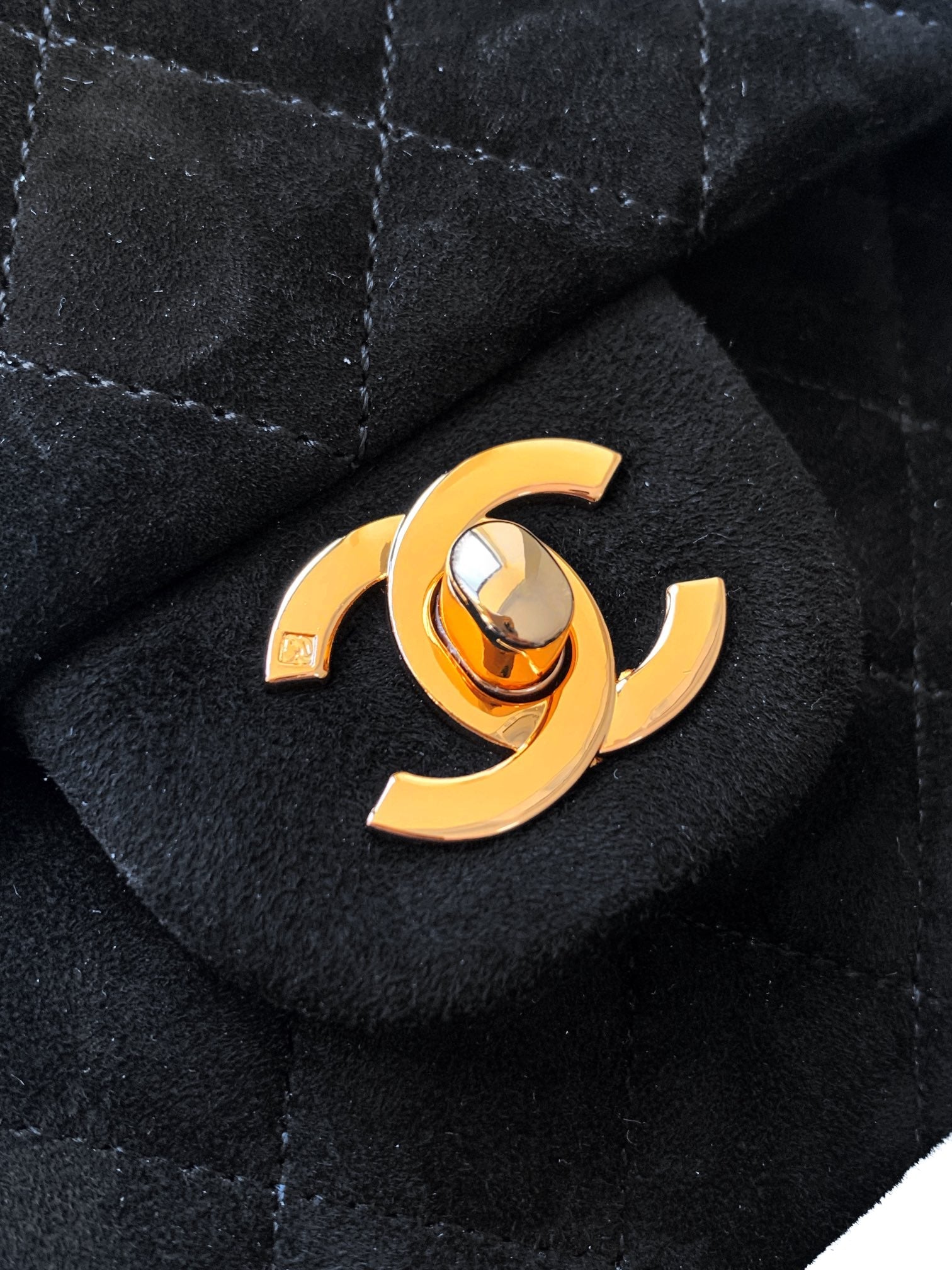 Chanel A01112 Flap Classic 11.12 Handbag Suede leather & Gold-Tone Metal Black