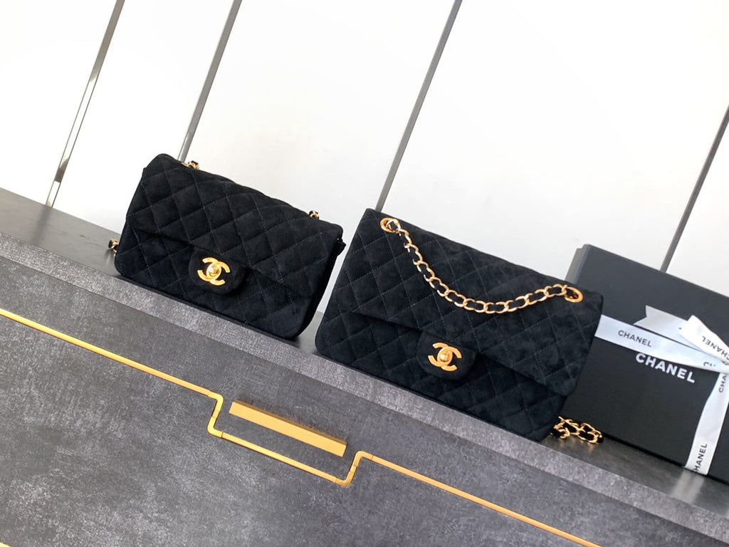 Chanel A01112 Flap Classic 11.12 Handbag Suede leather & Gold-Tone Metal Black