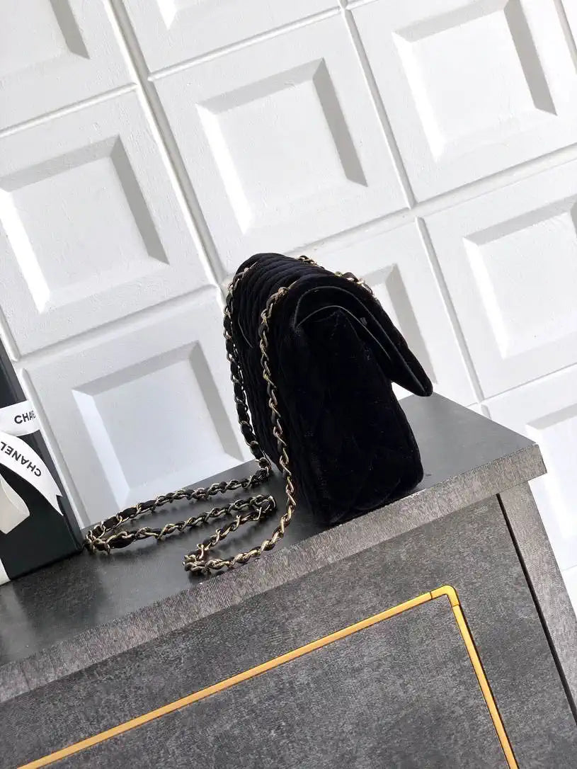 Chanel A01112 Flap Classic 11.12 Handbag Velvet diamond pattern Black